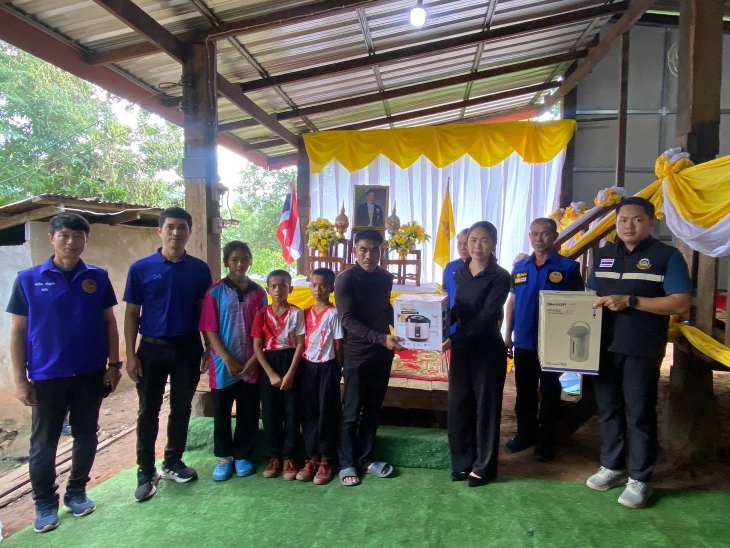 พช.น้ำหนาว ร่วมส่งมอบความสุข พิธีมอบ "บ้านกาชาดรวมน้ำใจชาวเพชรบูรณ์" ประจำปีงบประมาณ 2569