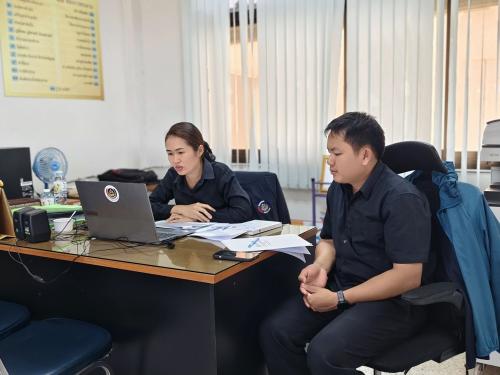 พช.น้ำหนาว ร่วมประชุมติดตามการขับเคลื่อนการขจัดความยากจนและพัฒนาคนทุกช่วงวัยอย่างยั่งยืน ตามหลักปรัชญาของเศรษฐกิจพอเพียง ประจำปี 2569 ผ่านการประชุมออนไลน์