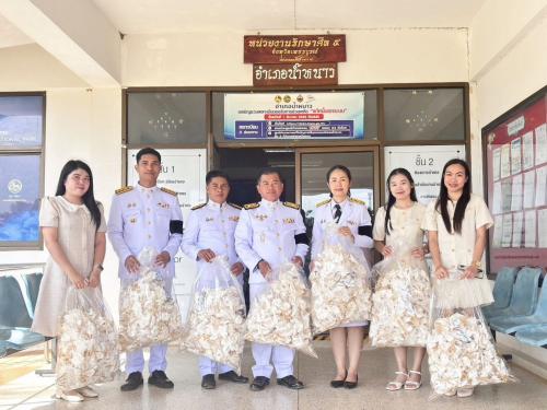สำนักงานพัฒนาชุมชนอำเภอน้ำหนาว จังหวัดเพชรบูรณ์ รับมอบดอกไม้จันทน์จิตอาสา
